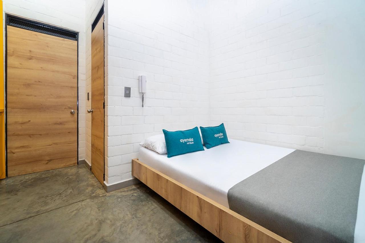 Ayenda Living Box Hotel Cali Ngoại thất bức ảnh